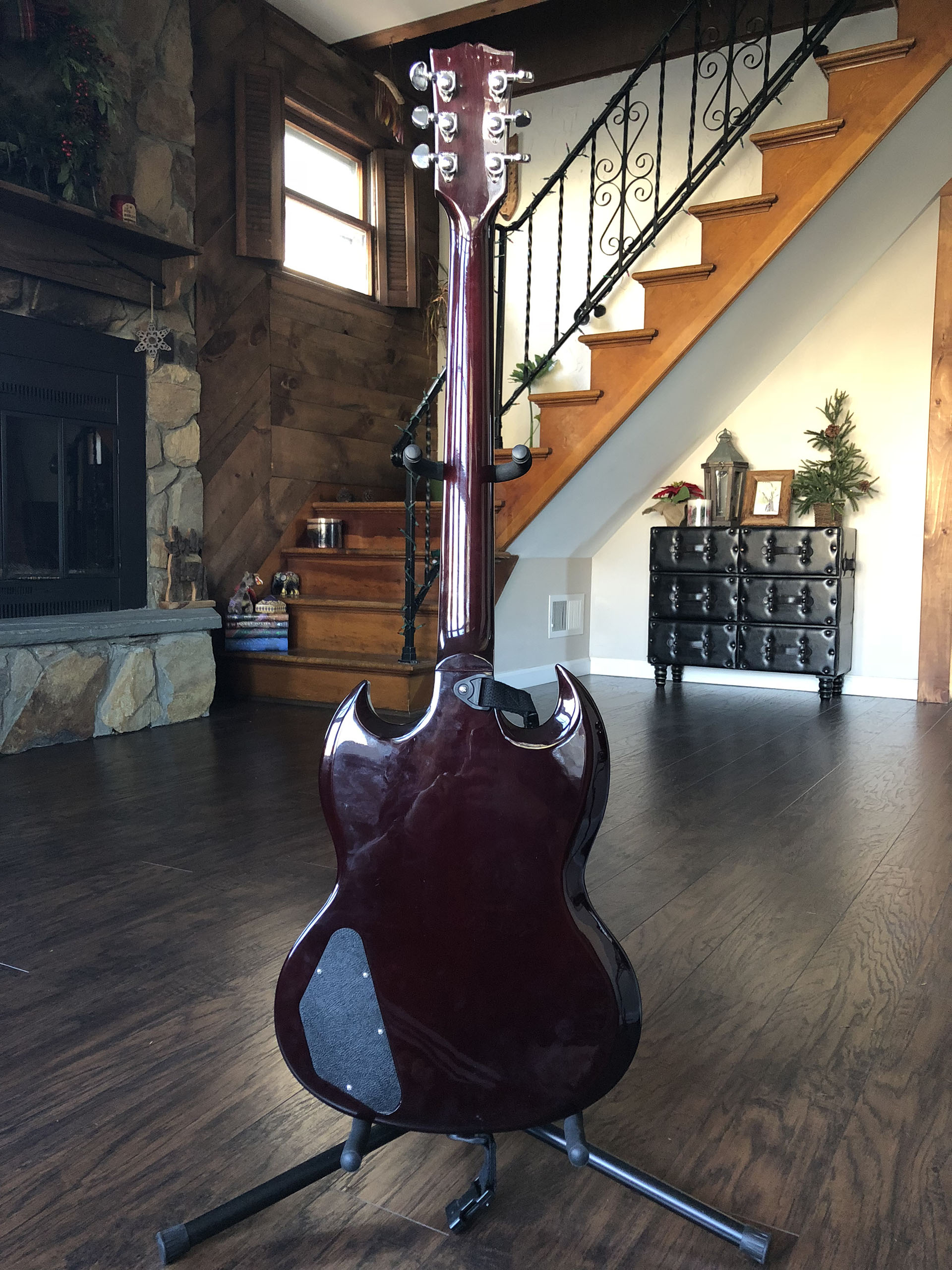 V.J.'s Gibson SG Standard T